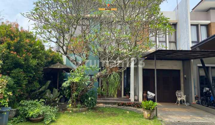 Rumah Bagus Semi Furnished siap huni deket Mall Aeon BSD Rumah Bagus Semi Furnished siap huni deket Mall Aeon BSD