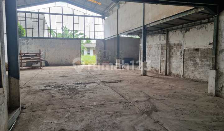 Warehouse Workshop in Narogong Bantar Gebang Bekasi, Container Accessible