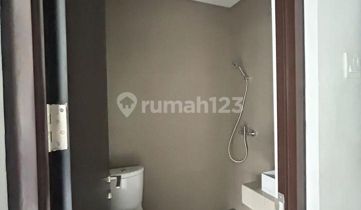 Rumah Siap Huni di Cimanggis Golf Estate, Akses Pintu Tol Cimanggis