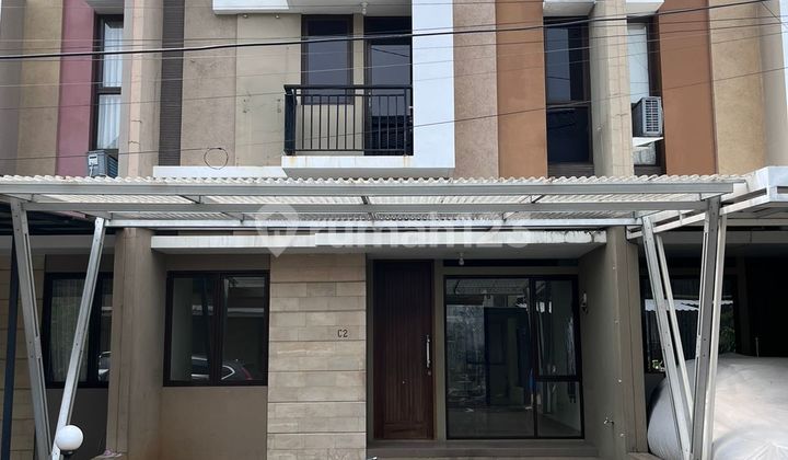 Rumah Siap Huni di Palma Residenza Cipayung Jakarta Timur