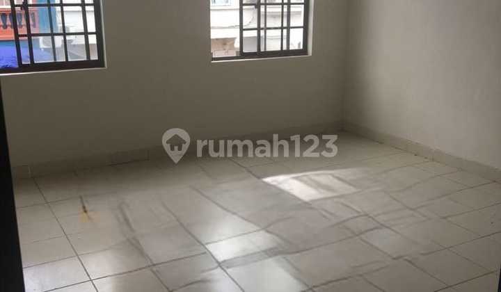 Ruko Siap untuk Usaha di Kota Wisata Cibubur Akses Tol Nagrak