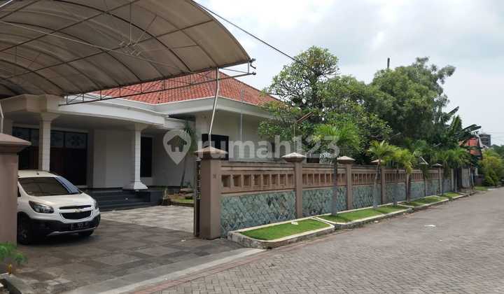 *House for Sale Mojoklanggru Wetan Ii* *House for Sale Mojoklanggru Wetan Ii*