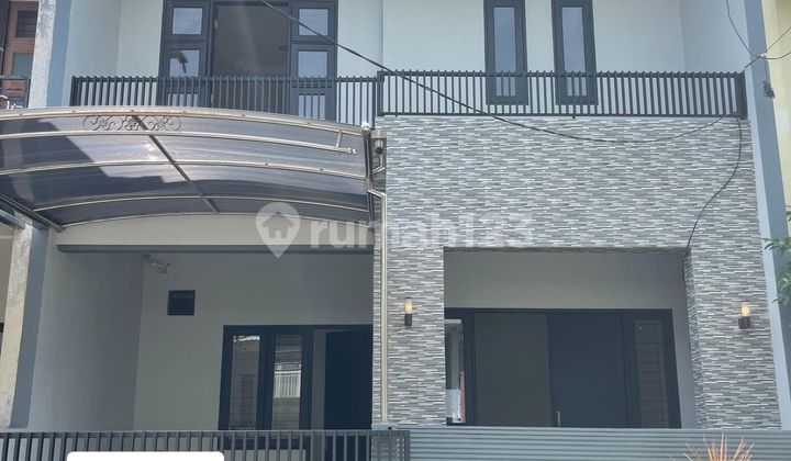 *dijual Rumah Griya Asri 2 Lantai Pakuwon City*