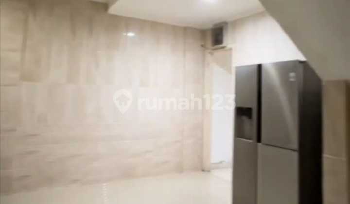 Di Jual Rumah Mewah di Pusat Kota di Bekasi Selatan 2