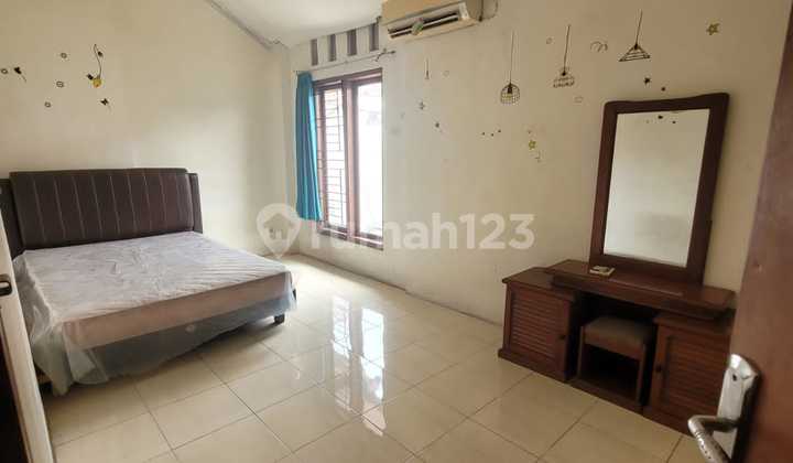 Very Spacious House, Semi-Furnished on Jl. Cipinang Bali I, Jatinegara, East Jakarta City. Very Spacious House, Semi-Furnished on Jl. Cipinang Bali I, Jatinegara, East Jakarta City.