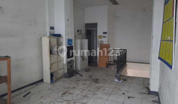 For Sale Shop House in the Center of Bekasi City 240.0 M² 2