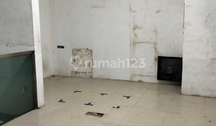 For Rent: 2-Story Shop House in City Center of South Bekasi 128.0 m² 2