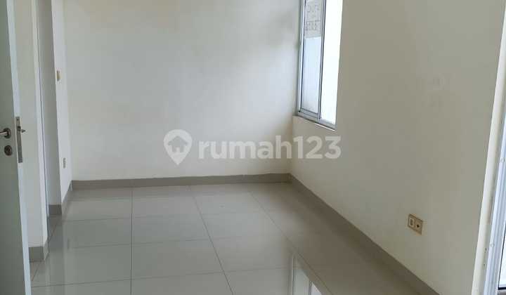For Sale Nice 2-Story House in Galaxy Bekasi 2