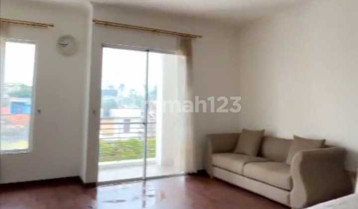 Di Jual Rumah Mewah di Pusat Kota di Bekasi Selatan Di Jual Rumah Mewah di Pusat Kota di Bekasi Selatan