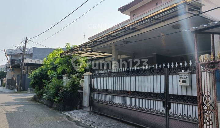 For Sale Beautiful House in Pulo Gebang Permai, Cakung, East Jakarta 1