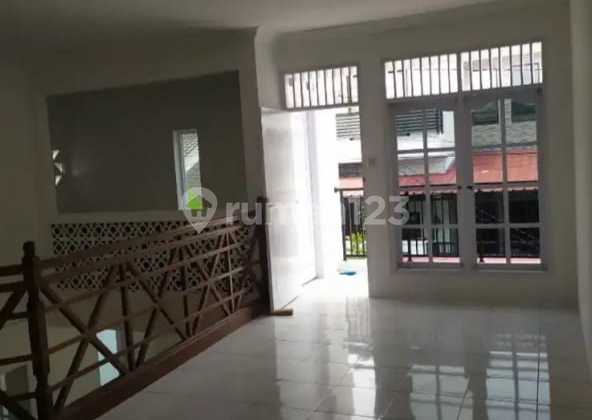 Dijual/Disewa Rumah Bagus di Harapan Indah 1, Bekasi Jawa Barat 2