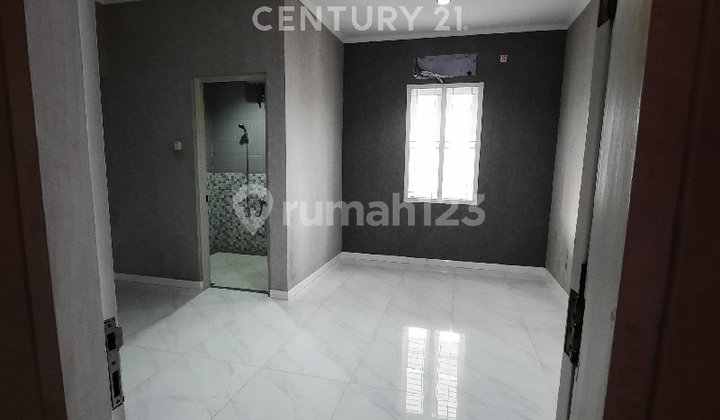 Corner House 2 Floors Renovated Cluster Harmoni Harapan Indah 2