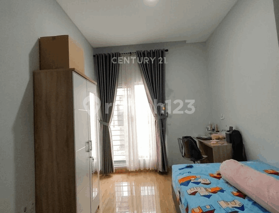 Rumah Gaya Modern Bebas Banjir Lokasi Kavling Dki Jakarta Barat 2