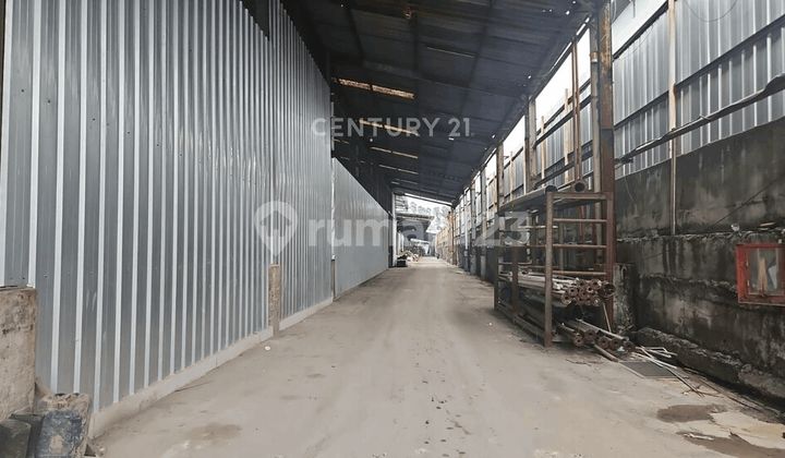 Hot Property 3-Unit Warehouse Former Light Industrial Factory in Daan Mogot