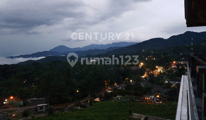 Villa Luminara Ciater Subang, West Java. Swimming Pool Available