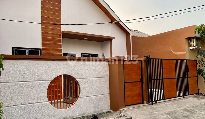 Brand New 1-Story House in Harapan Indah Bekasi Near Penabur 2