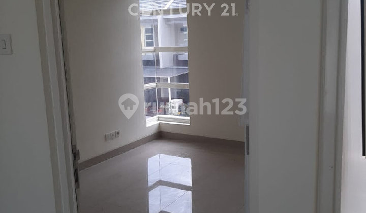 Rumah 2Lt Cluster New Vasana Hadap Utara. Depan Taman. 2