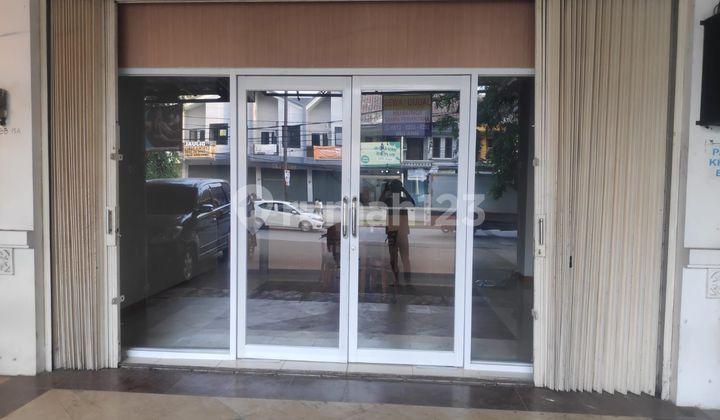 Ruko 2.5Lt Dijual/Disewa Siap Pakai di Harapan Indah. Bekasi