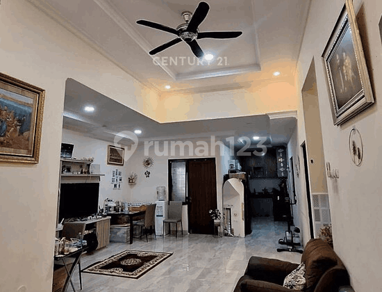 Rumah Cantik Dekat Sekolah Penabur Cluster Aralia Harapan Indah. 2