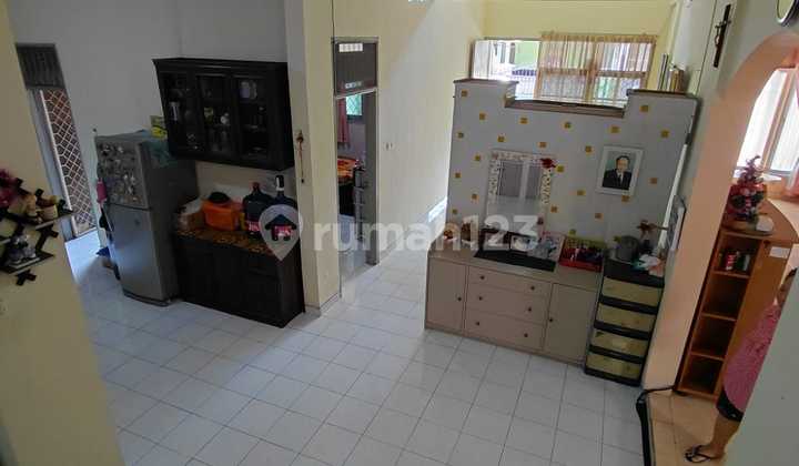 Rumah 2Lt Rapih Dekat Sekolah Penabur. Harapan Indah. Bekasi 2