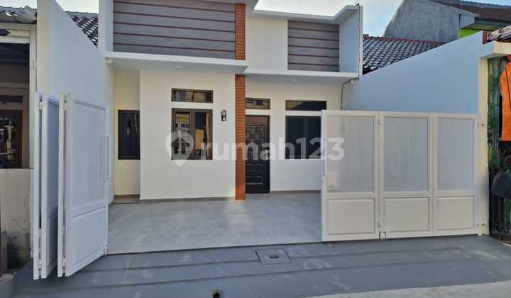 Rumah Dekat Living World Di Bumi Rinjani. Mustikajaya Bekasi