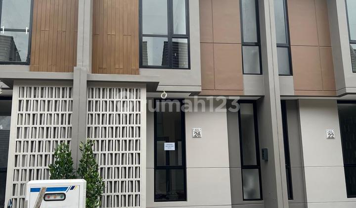 Disewakan Rumah Minimalis Crown Gading - Lingkungan Premium