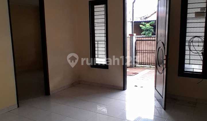Dijual / Disewa Rumah Strategis Dekat Fasilitas Umum - Harapan Indah 2