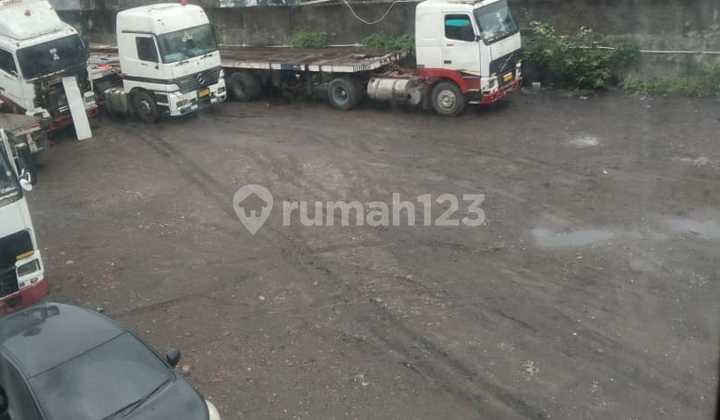 Strategic Warehouse in Pegangsaan, North Jakarta - Easy Access, Ready to Use! Strategic Warehouse in Pegangsaan, North Jakarta - Easy Access, Ready to Use!