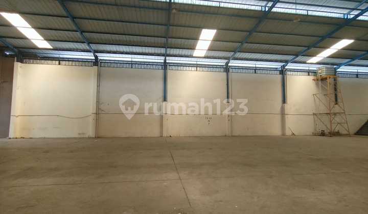 Warehouse for rent in Meruya, West Jakarta Warehouse for rent in Meruya, West Jakarta