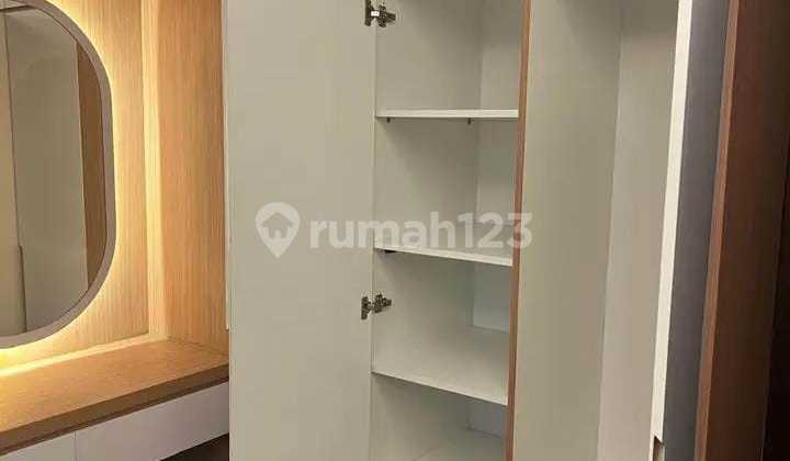 Ready-to-Occupy Apartment at The Kensington Royal Suites, North Jakarta – Fully Furnished with City View 2
