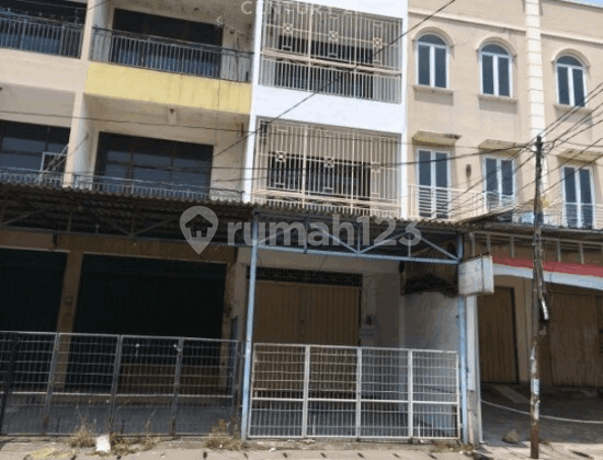 Ready to Use Shop House for Rent in Harapan Indah, Bekasi