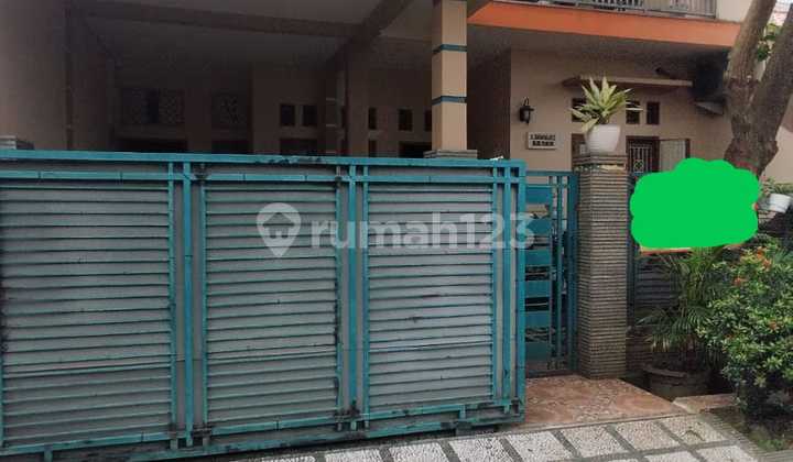 Dijual Cepat! Rumah 2 Lantai di Depok, Rapi dan Siap Huni – Lokasi Nyaman & Strategis