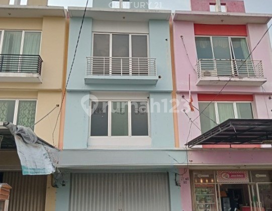 For Rent Fast Shop House in Busy Location Suitable for Office and Restaurant For Rent Fast Shop House in Busy Location Suitable for Office and Restaurant