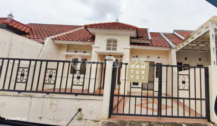 Comfortable House in Taman Sari Harapan Indah Cluster, Bekasi Comfortable House in Taman Sari Harapan Indah Cluster, Bekasi