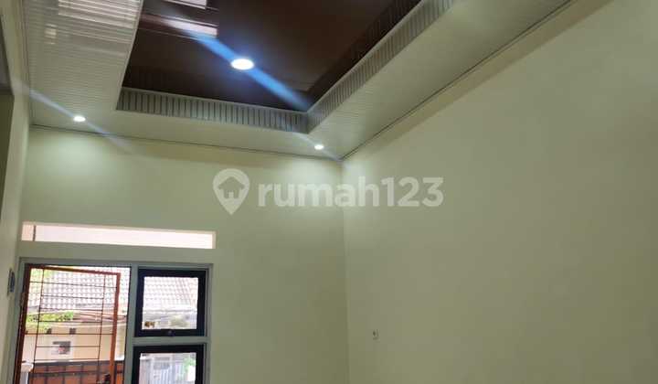 Dijual Rumah Full Renovasi Siap Huni di Taman Harapan Baru, Bekasi 1