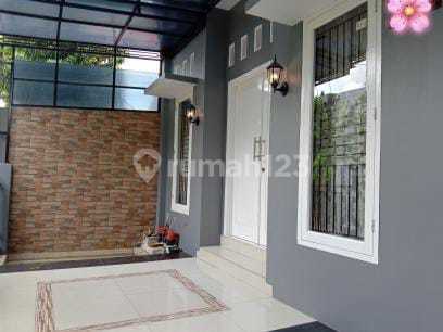 Ready-to-Occupy House in Griya Bintara Bekasi 2