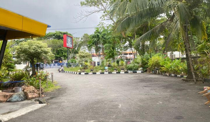 Land and Building Location in the City Center Suitable for Restaurant Business Land and Building Location in the City Center Suitable for Restaurant Business