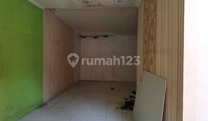 Comfortable & Strategic Residence at Grand Kahuripan 2