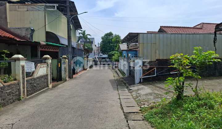 Hunian Idaman di Jl. Jamblang No. 5 Jatiwaringin - Lingkungan Tenang & Aman 2