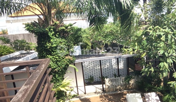 Villa Furnished Kerobokan dengan Pool dan Taman Tt