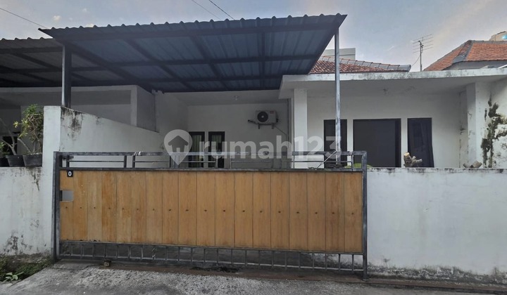 Rumah Mungil Disewakan Daerah Strategis Renon - Sanur  1