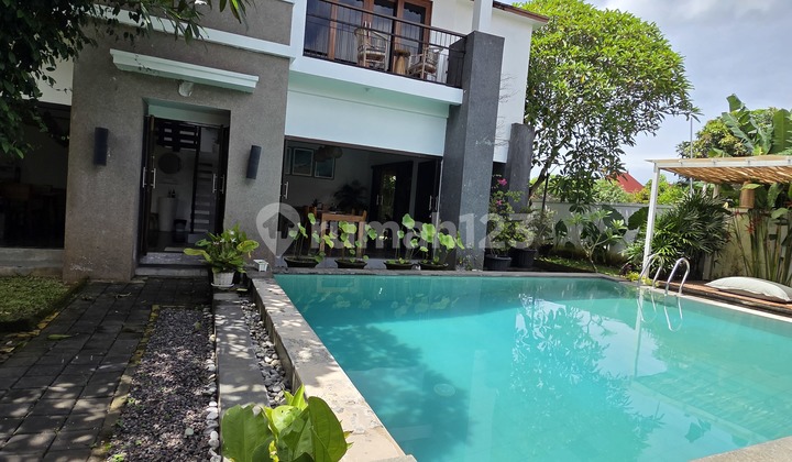 Villa in Ungasan 5 Minutes to GWK with Yoga and Pool Facilities