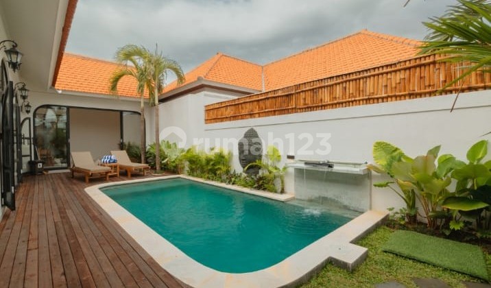Vila Fully Furnished di Padonan dengan Pool Cantik Ag