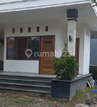 Tanah Di Renon Shm 612.0 M² Tempat Strategis Yn