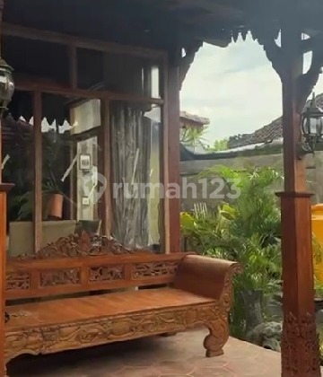 Rumah Bagus Model Joglo di Sanur Furnished Tt 2