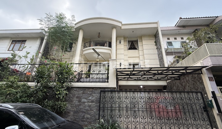 Rumah Impian Bagus Luas SHM di Setraduta, Bandung  1