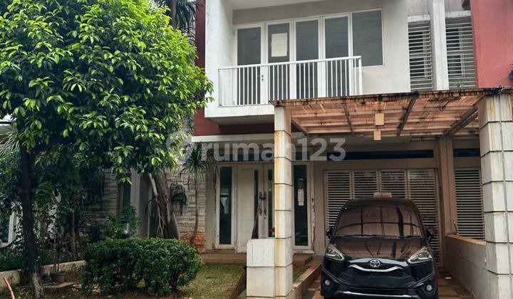 Rumah 2 Lantai Strategis di Cluster Summarecon Bekasi - Siap Huni & Investasi Menguntungkan!