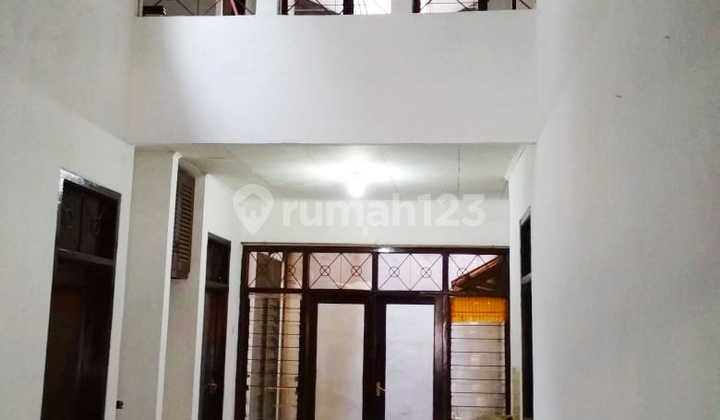 For Sale, House Suitable for Boarding in Kayu Ringin, Front of West Bekasi Mall 2
