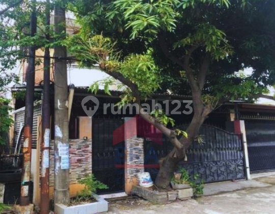 Rumah 2 Lantai di Perumahan Harapan Indah, Bekasi