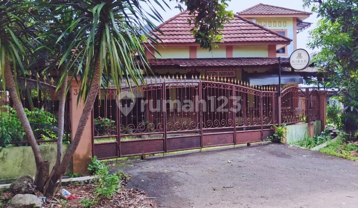 Rumah Nyaman 2 lantai di Pondok Ranggon, Jakarta Timur